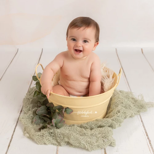 Bebes Reportaje fotográfico de bebé de 9 meses con gestos naturales y divertidos