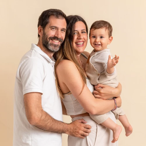 Familias Sesión de fotos de familia en estudio fotográfico Guadarrama Madrid