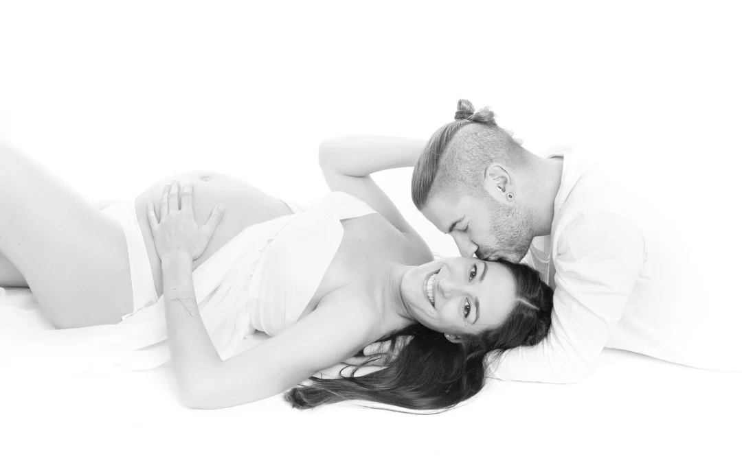25 Ideas Creativas para Fotos de Embarazo