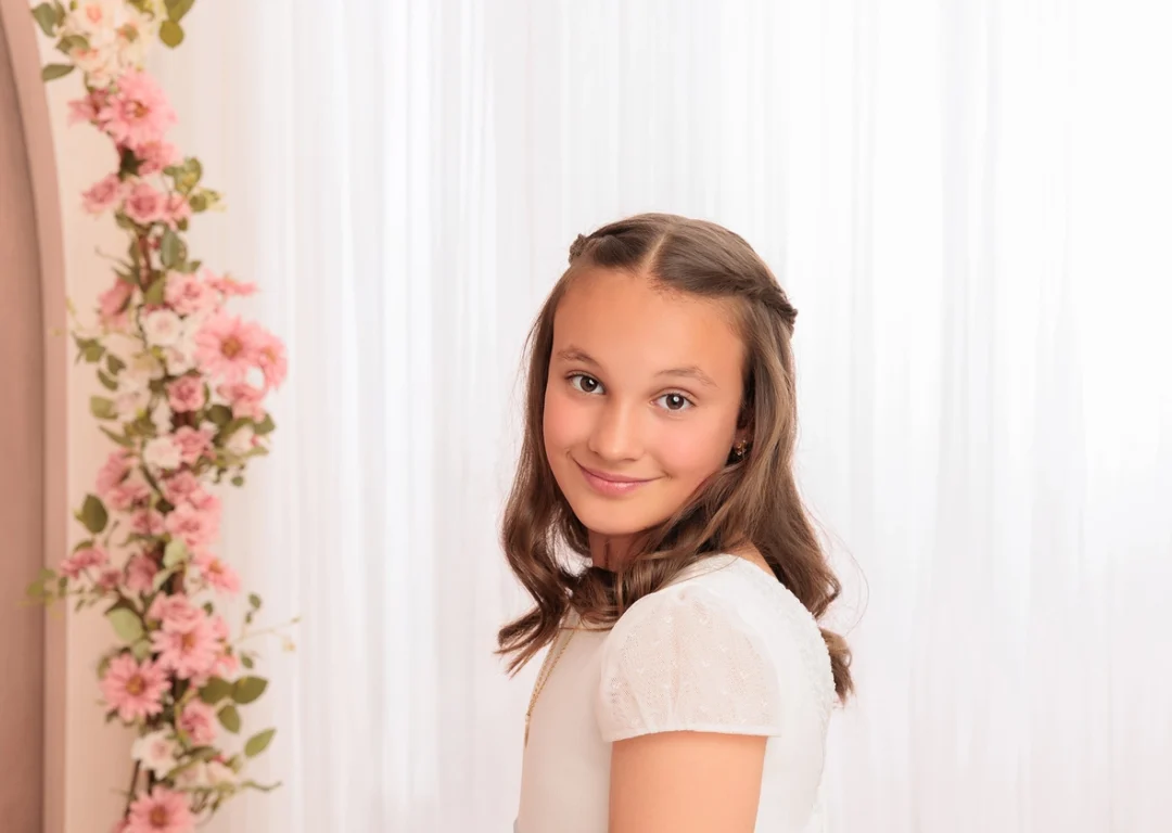 Sesión de fotos de Comunión en estudio fotográfico en la Sierra de Madrid
