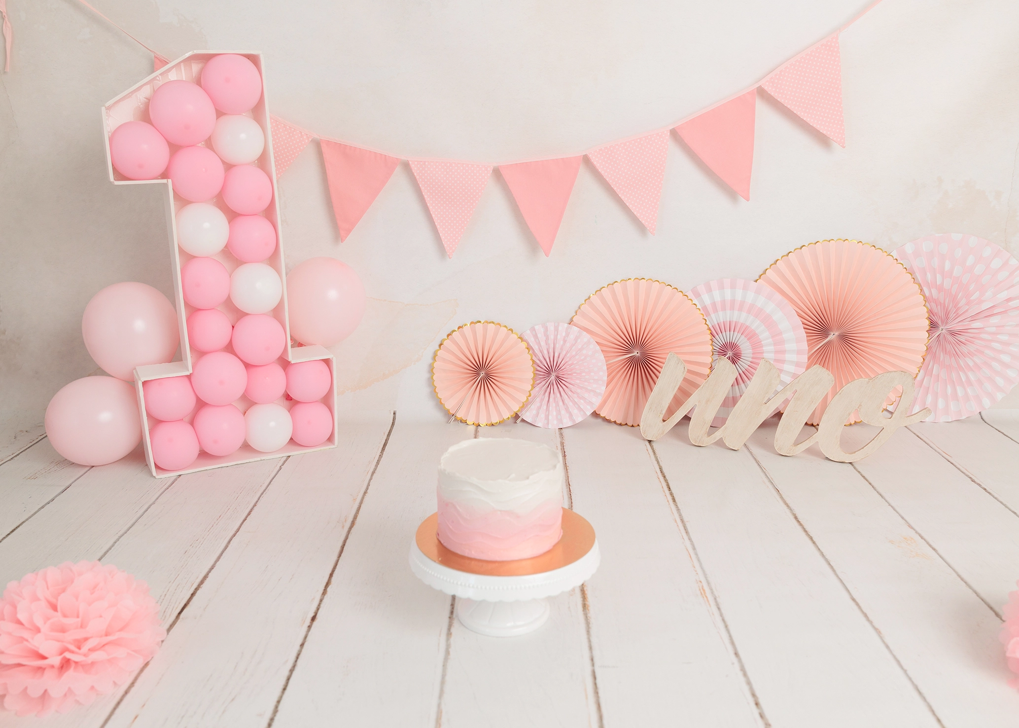 Producto Escenario decorado Smash Cake rosa blanco para sesión fotos primer cumpleaños