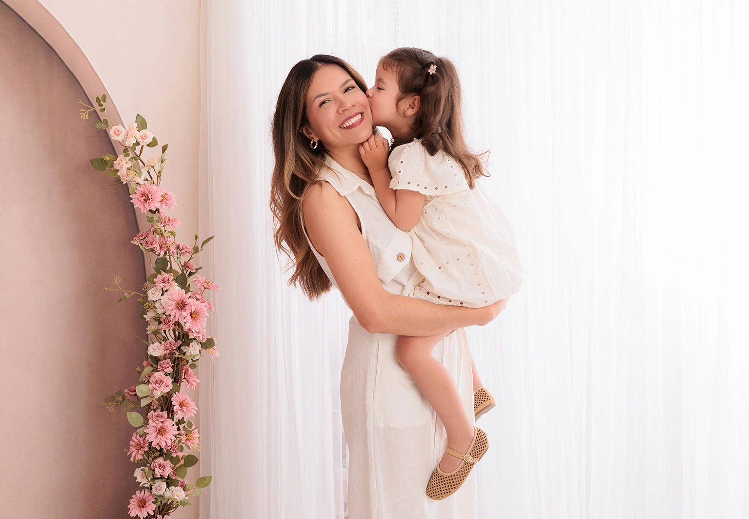 Papás con hijo pequeño estudio fotos Guadarrama
